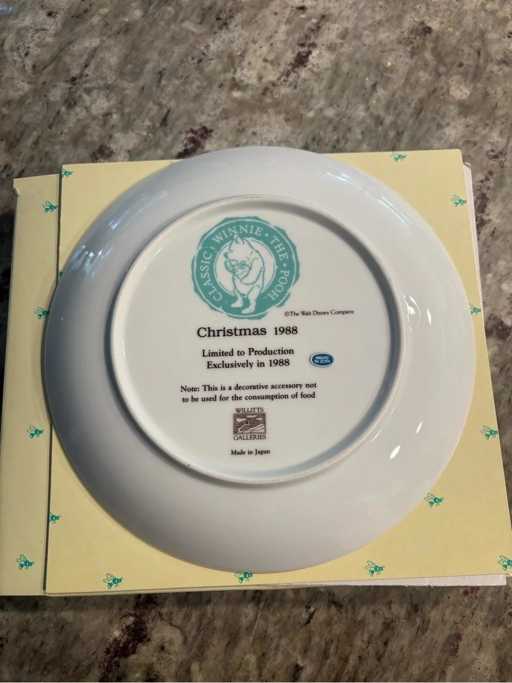 Vintage Christmas 1988 Classic Winnie The Pooh Disney Collectors Plate Willittis